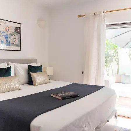 2br Townhouse, Next To Beach, Stunning Views, Pool Hébergement de vacances