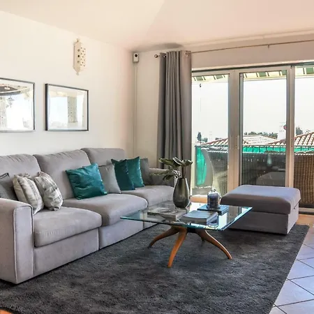 2br Townhouse, Next To Beach, Stunning Views, Pool